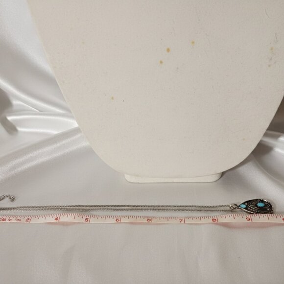 Boho Western Feather Teardrop Leaf Turquoise Silver Pendant Necklace NWOT - Picture 3 of 8